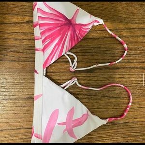 pink and white triangl swimsuit